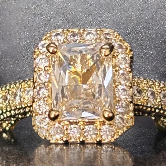 Anillo solitario Victoria