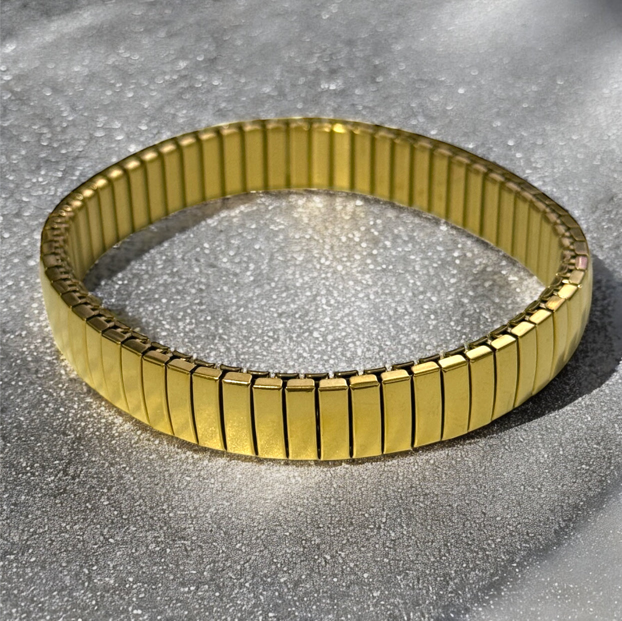 Brazalete Nova dorado