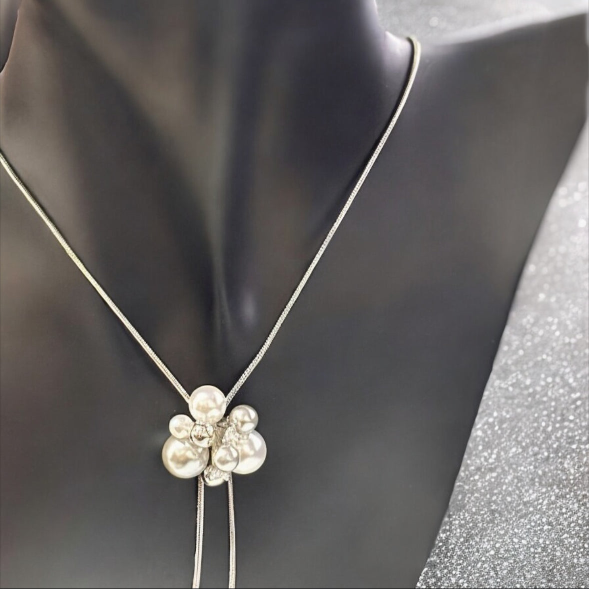 Collar Ana