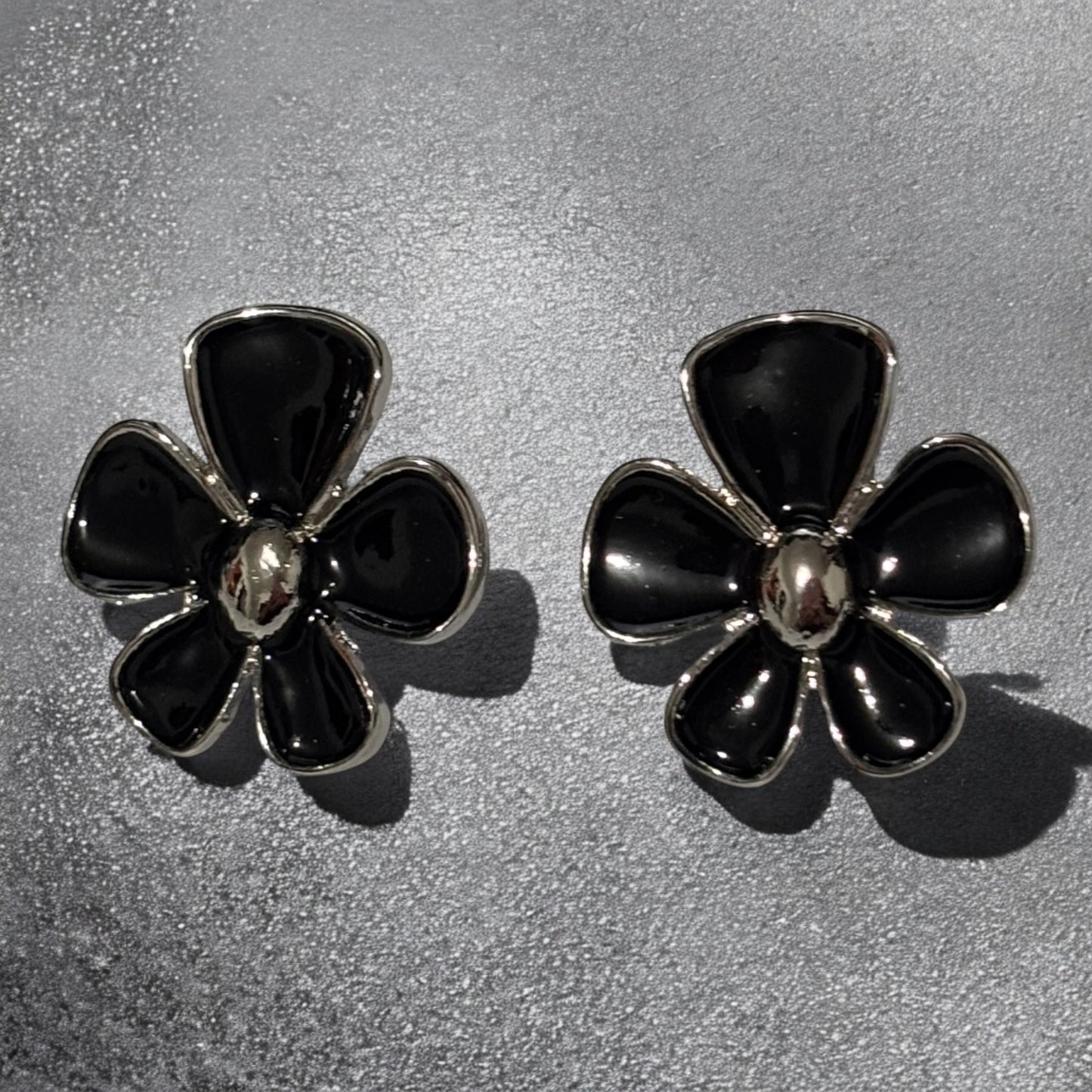 Broqueles Flor Negra
