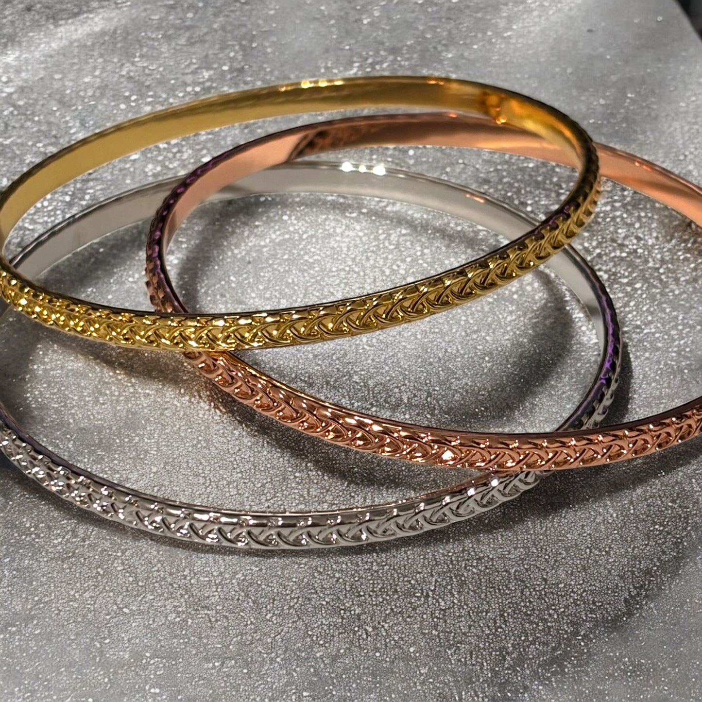 Pulseras Trinity Lazo