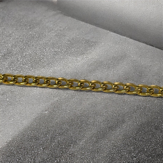 Cadena León