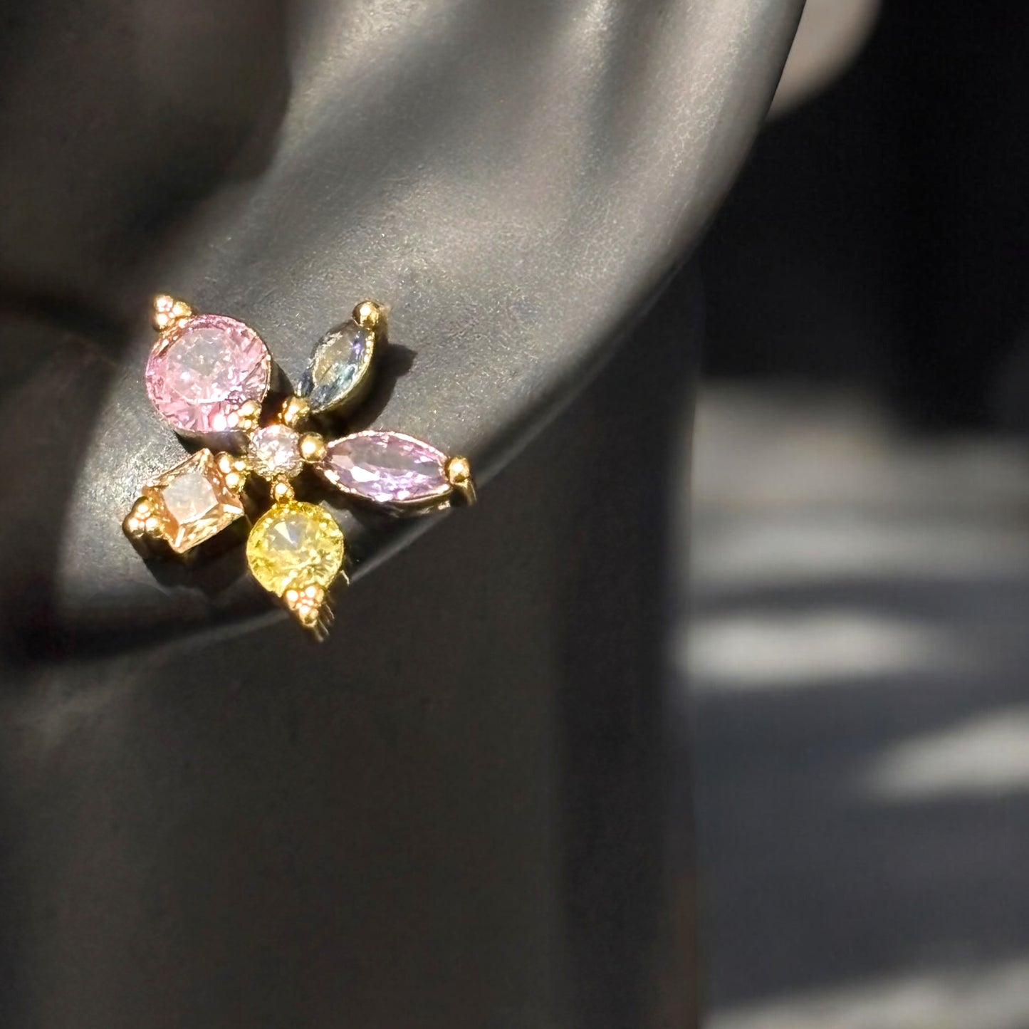Aretes Camila dorado