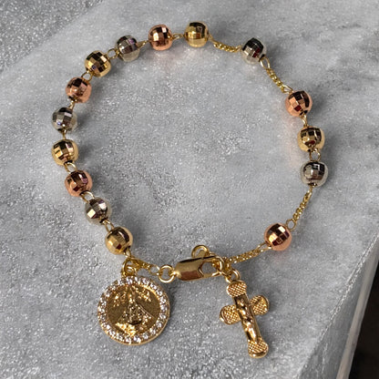 Pulsera con cuentas tricolor Virgen de los Lagos