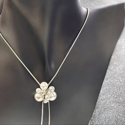 Collar Ana